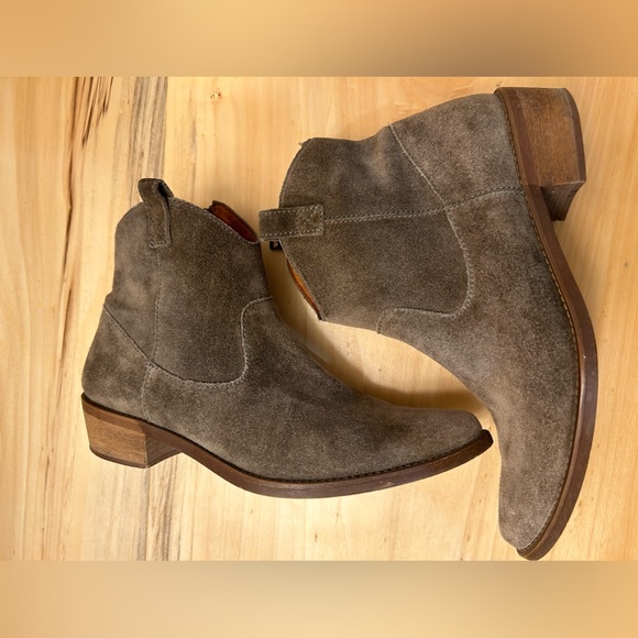 Madewell Olive suede bootie - Picture 2 of 4